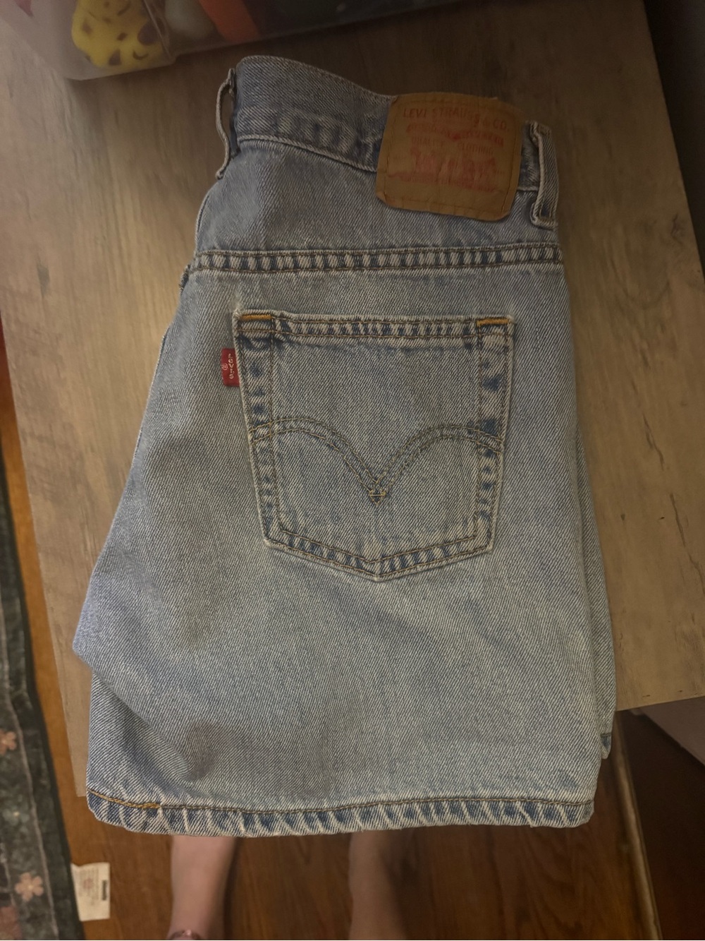 VTG Levi's Light Blue Denim Mom Shorts Size 6 - Picture 8 of 8